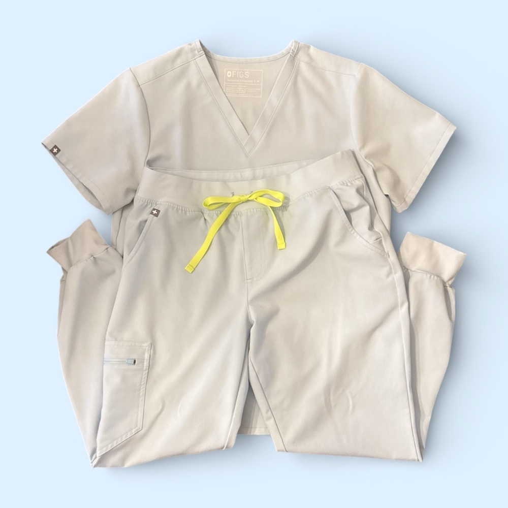 FIGS | Sky Blue Set: Catarina Top/Zamora Bottom